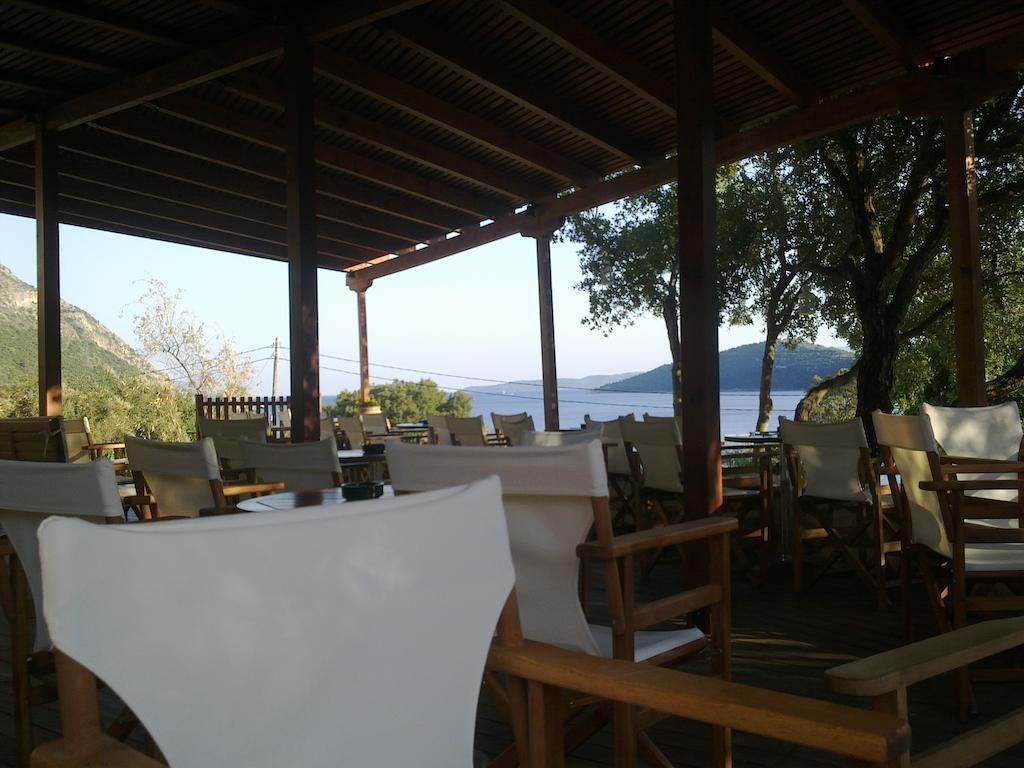 Mikros Gialos Apartments Esterno foto
